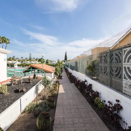 Private Solarium Garden Bungalow Apartment