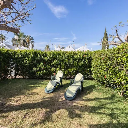 Apartment Private Solarium Garden Bungalow *